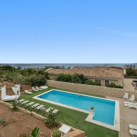 Luxury Vistas Al Mar Villa